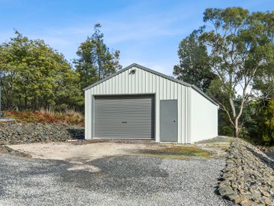25 Tattersalls Road, Beaconsfield