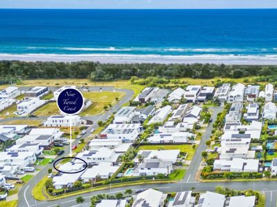 2 / 2 Blue Horizon Drive, Casuarina