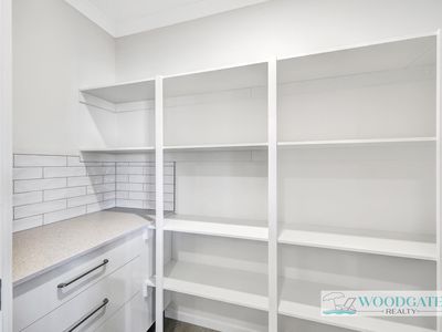 2 Oystercatcher Street, Woodgate