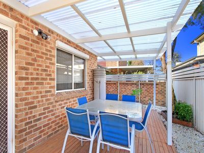 4 / 2 Windang Street, Albion Park Rail
