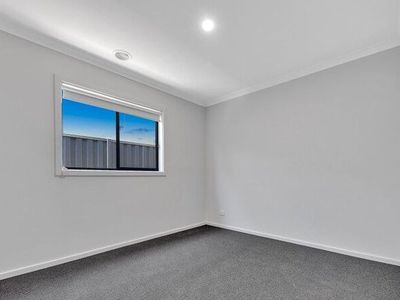 26 Cyad Way, Manor Lakes