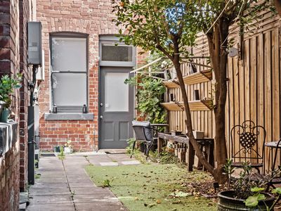 6 / 24 Newcastle Street, Newport