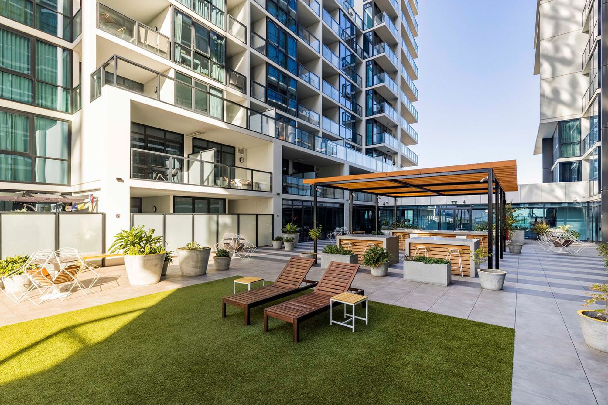 S1607 / 180 Franklin Street, Adelaide