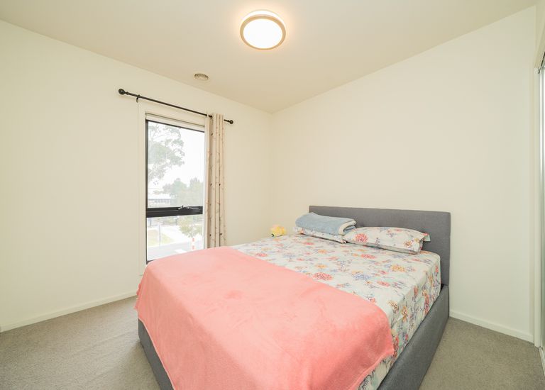 24 Clarendon Street, Avondale Heights