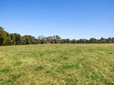 254 Newtons Lane, Trentham