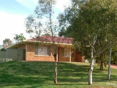 1 / 39 Bell Ave, Dubbo