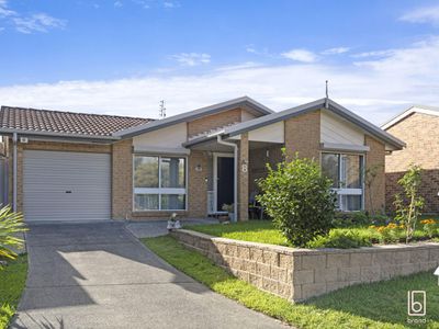 8 Amaroo Close, Blue Haven