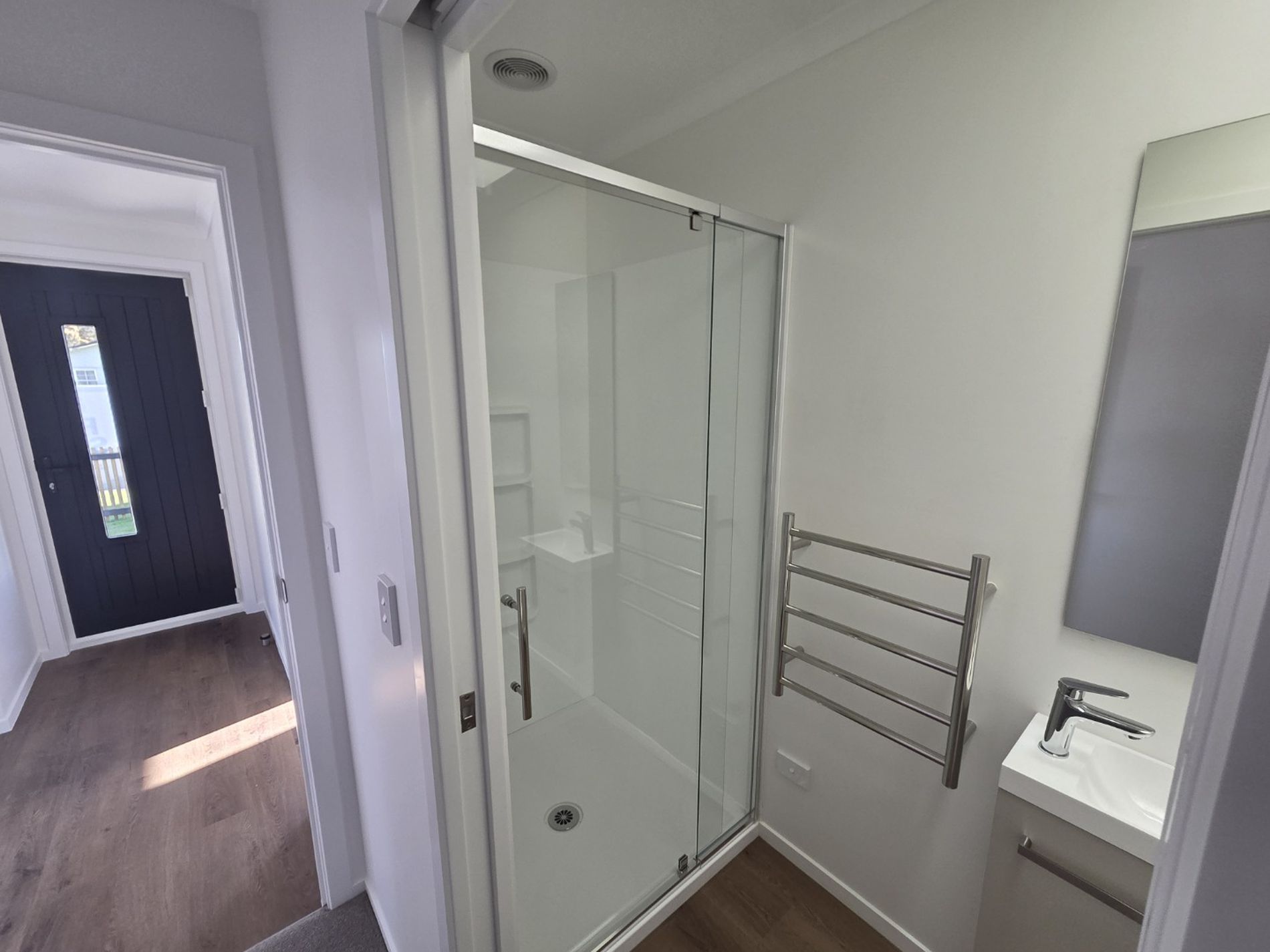 1/70 Thompson Street, Leamington