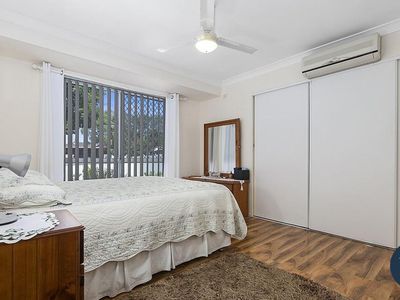 1 Papaya Court, Kallangur