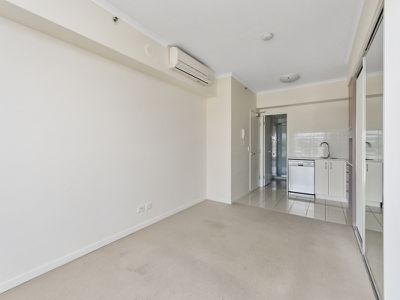 1208 / 11 Ellenborough Street, Woodend