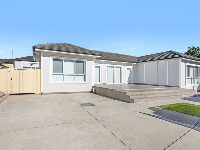 2 / 9 Unara Road, Dapto