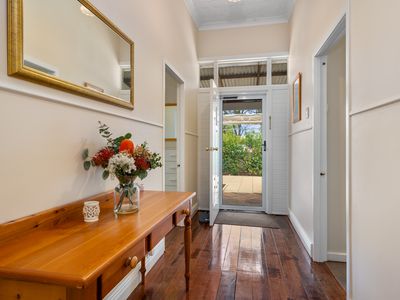 83 Varden Street, Piccadilly