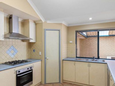 7 Bramley Way, Bibra Lake