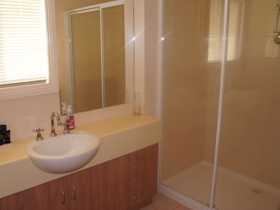 4 / 16 McTavish Boulevard, Horsham