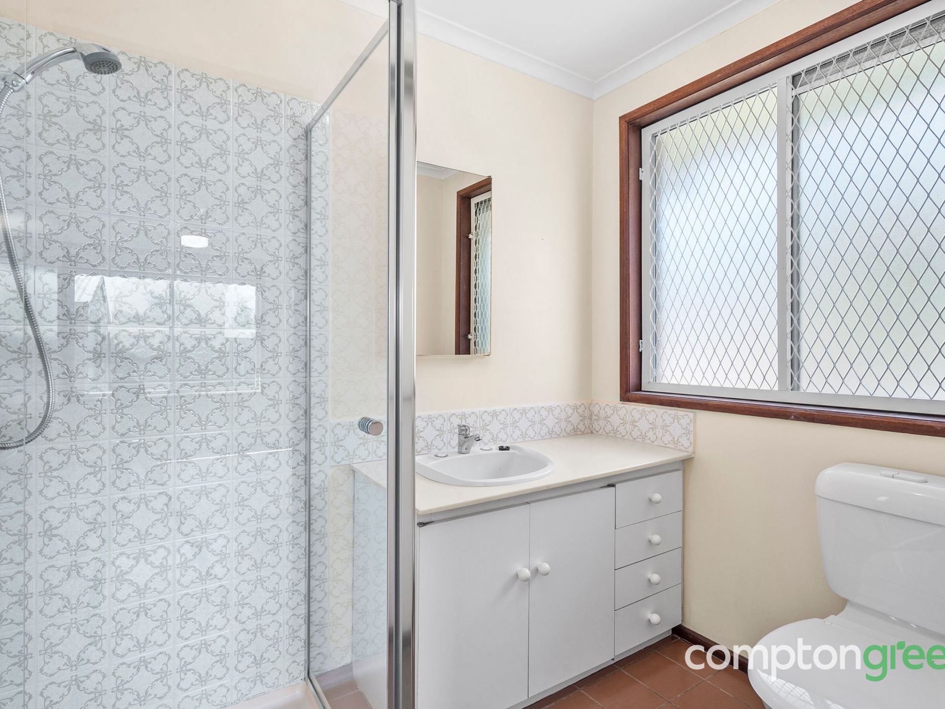 39 Melva Crescent, Whittington