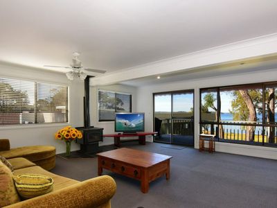 4 Loralyn Avenue, St Georges Basin