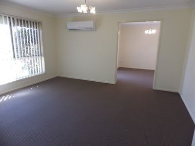 10 Chestnut Drive, Flinders View