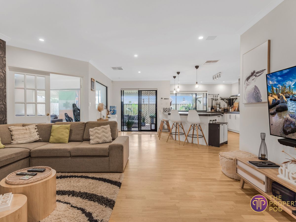 13 Teakwood Loop, Thornlie