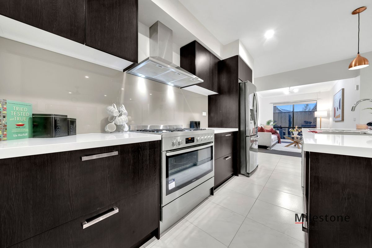 6 Stonemason Road, Clyde North