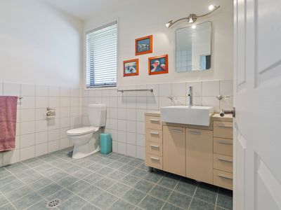 19 Albacore Crescent, Eden