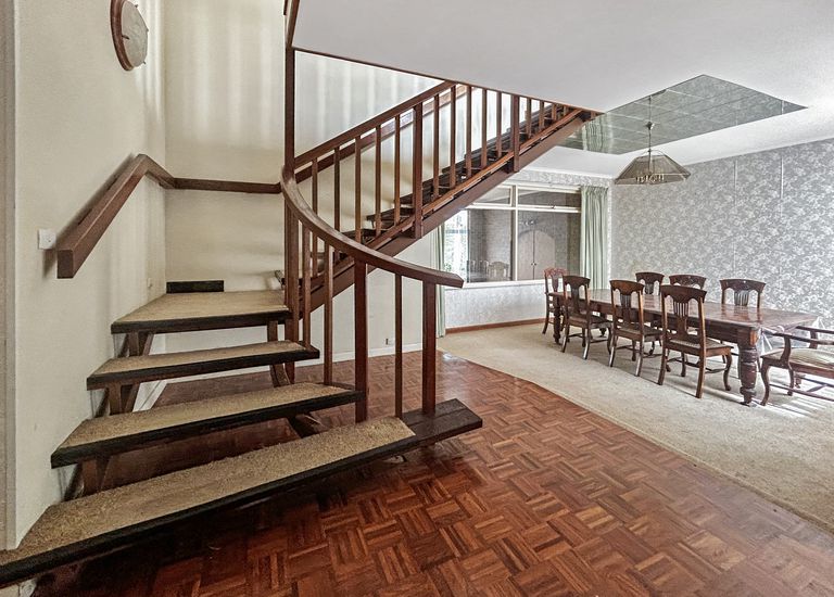 8303 Princes Highway, Allestree