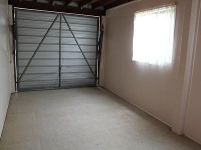 9 Perry Street, Churchill