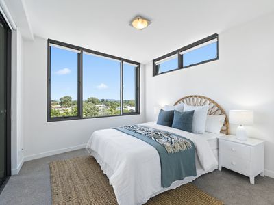 1401 / 438 Marine Parade, Biggera Waters