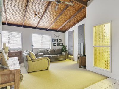 7 Pyeworth Place, Rochedale South