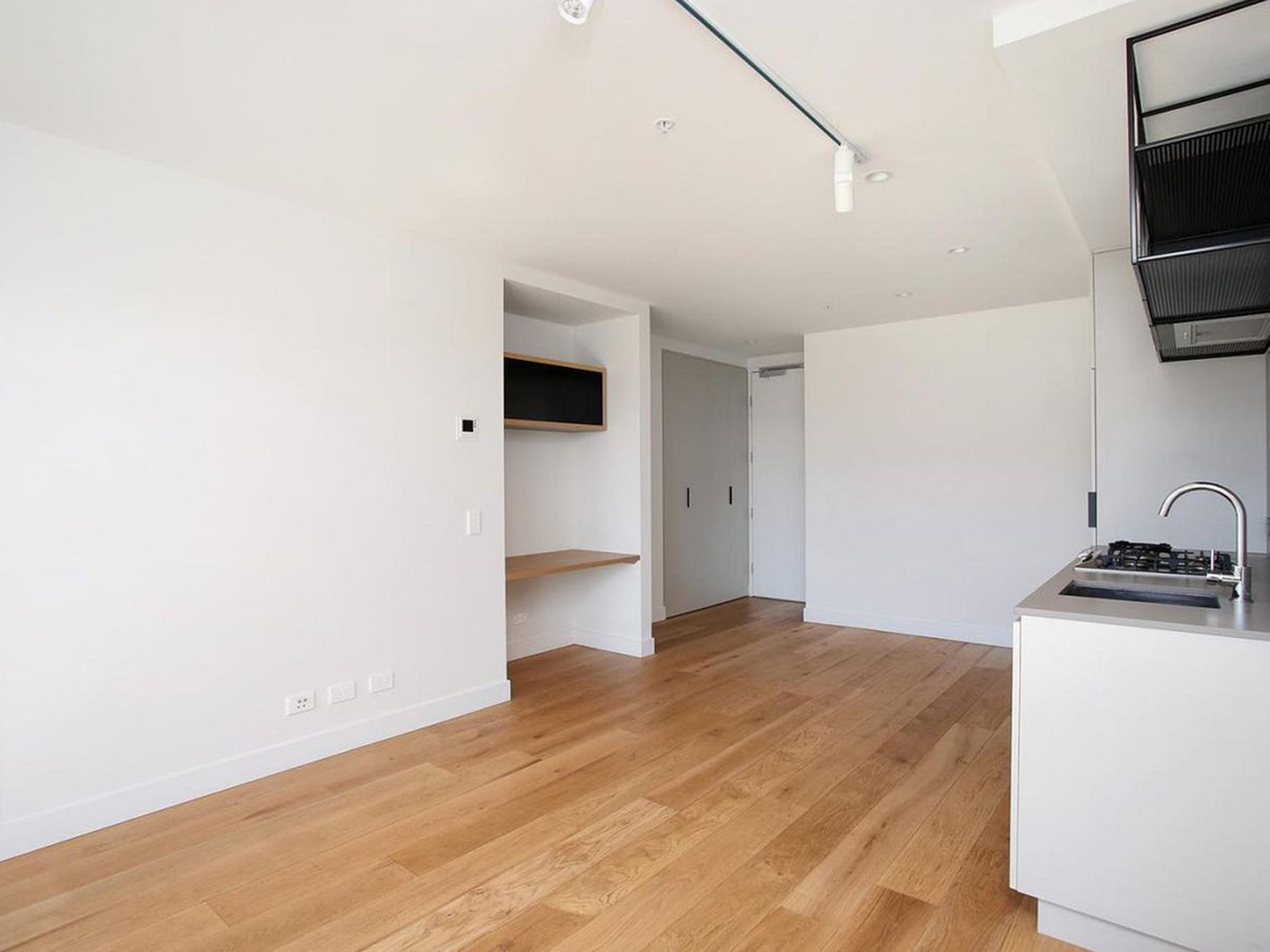 502 / 8 Montrose Street, Hawthorn East