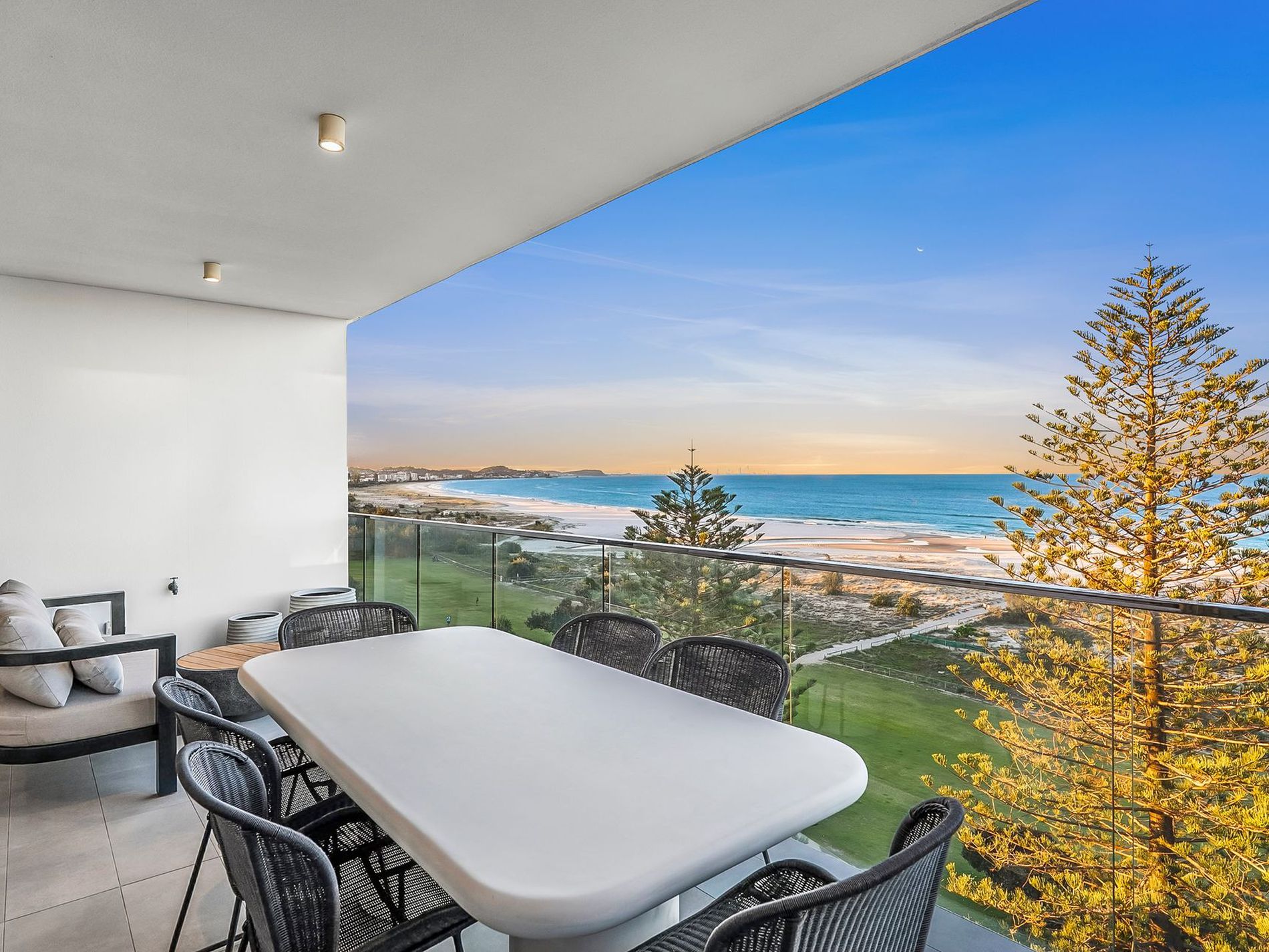701 / 16 Musgrave Street, Coolangatta