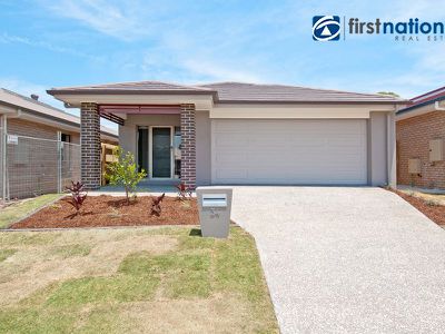 34 Stoneleigh Reserve Boulevard, Logan Reserve