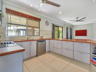 10 Waterhouse Cres, Driver