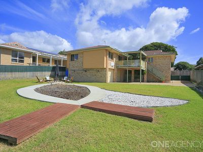 10 Cassia Avenue, Scarness