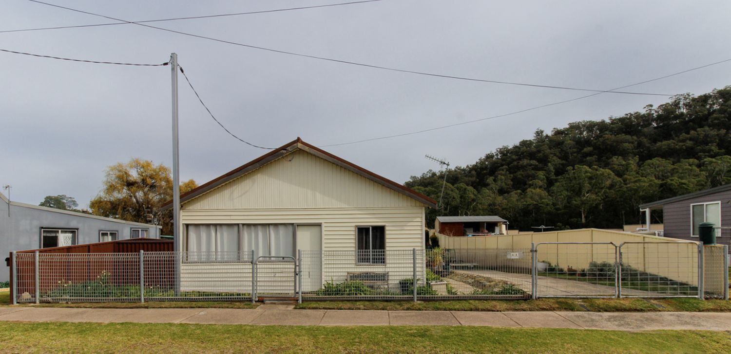 43 Castlereagh Highway, Cullen Bullen