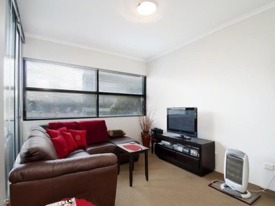 11 / 1 Defries Road, Zetland