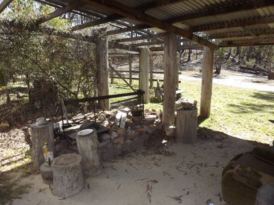 911 Tablelands Road, Red Range