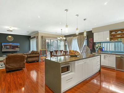 12 Anglers Avenue, Point Cook