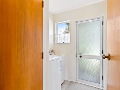 2 / 2 Garelja Road, Henderson
