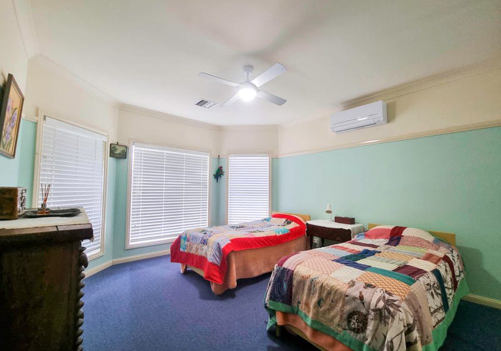 27 Dog Trap Lane, Orange