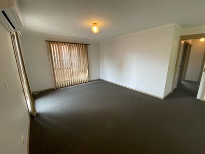 2 / 141 Mossfiel Drive, Hoppers Crossing