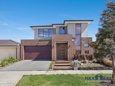 56 Linden Tree Way, Cranbourne North