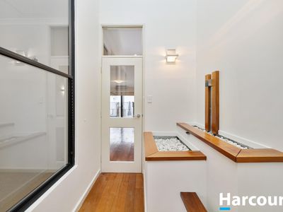 1 / 207 Bulwer Street, Perth