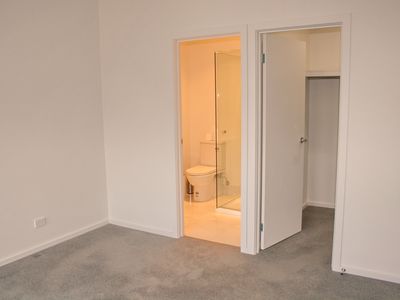 7 / 18 Kidston Parade, Mansfield