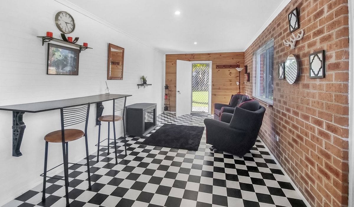 107 Noble Parade, Dalmeny
