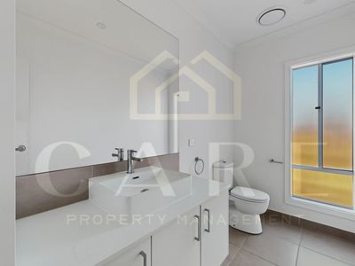 16 Montagna Drive, Clyde
