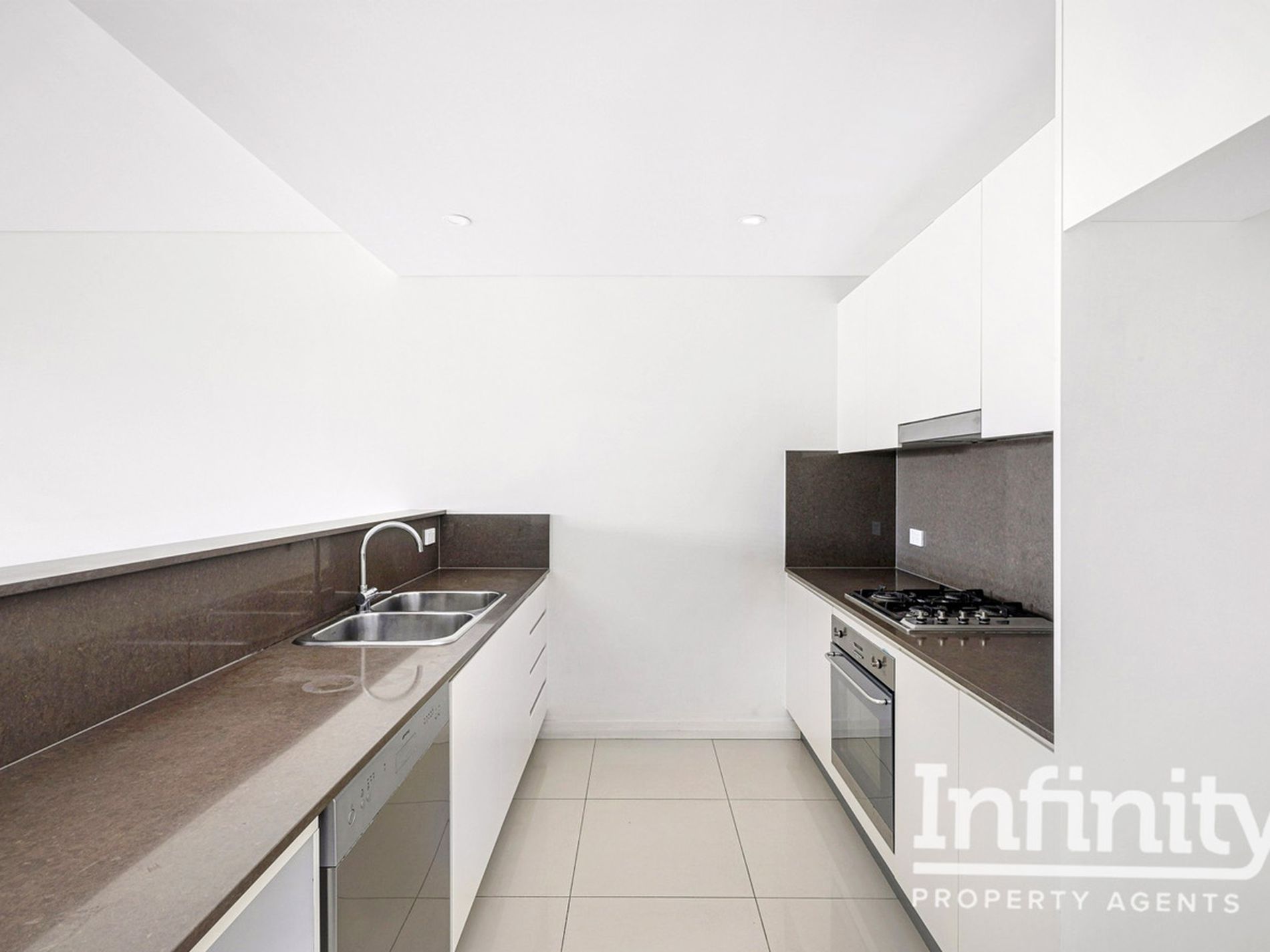 1001 / 11 Charles Street, Canterbury