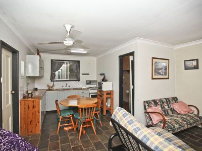 'Silverdale',15R Beni Drive, Dubbo