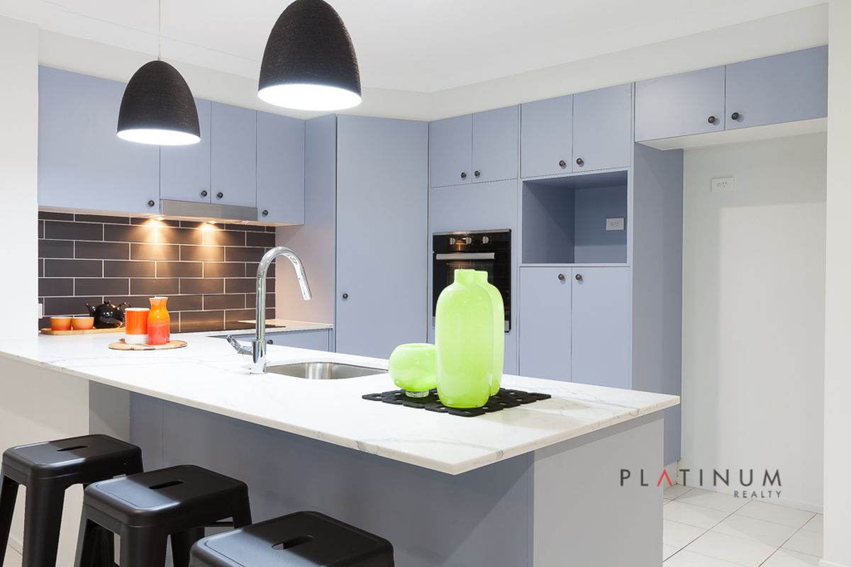 141 Santa Cruz Boulevard, Clear Island Waters