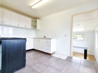 13 Kianga, Barney Point