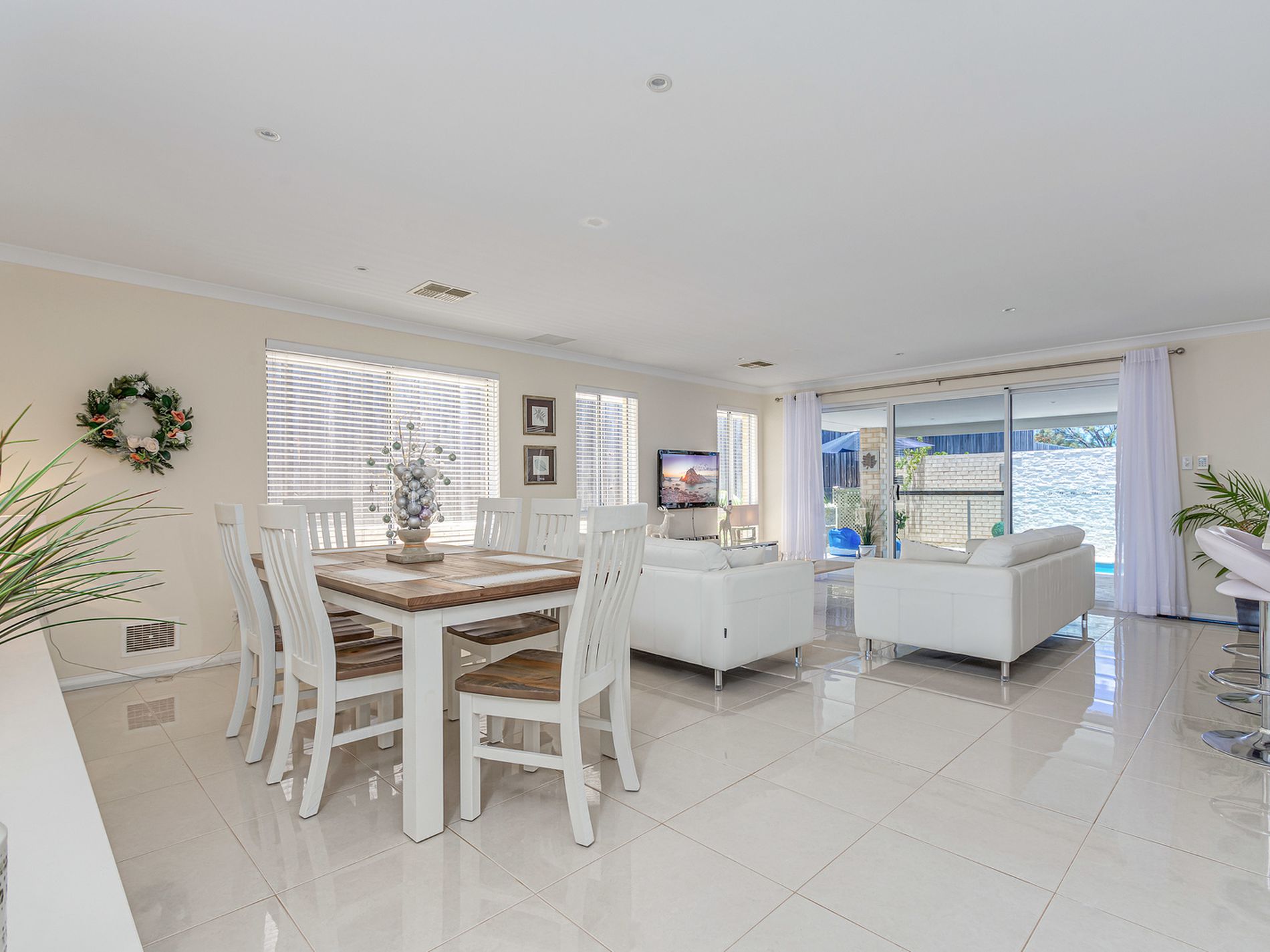 24 Spiral Flag Road, Yanchep